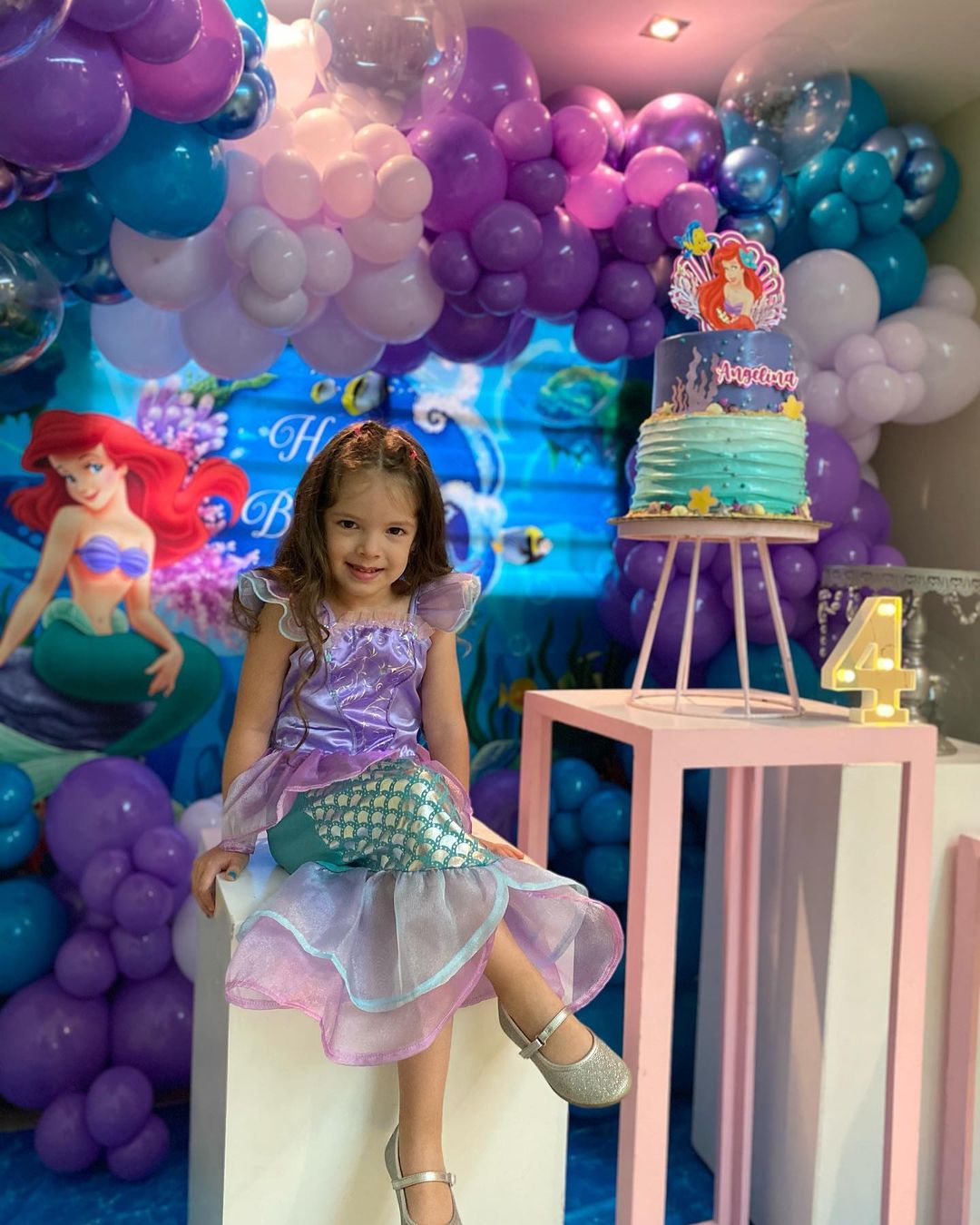Ideas para una Fiesta de Ariel la Sirenita | Decoración, pasteles y más
