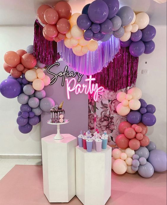 decoracion de cumpleaños para mujer sencilla con globos 