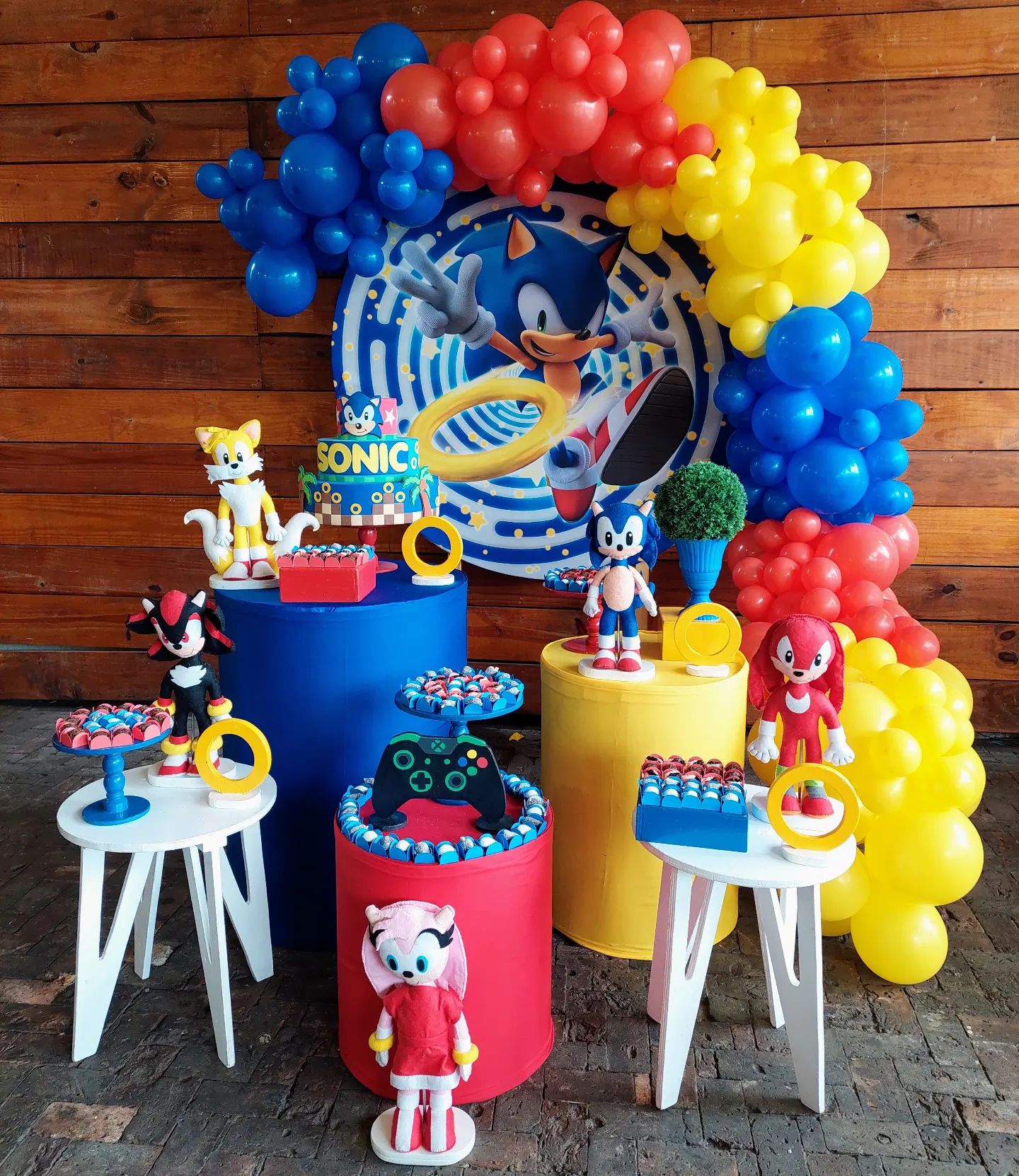 decoracion de sonic con globos 