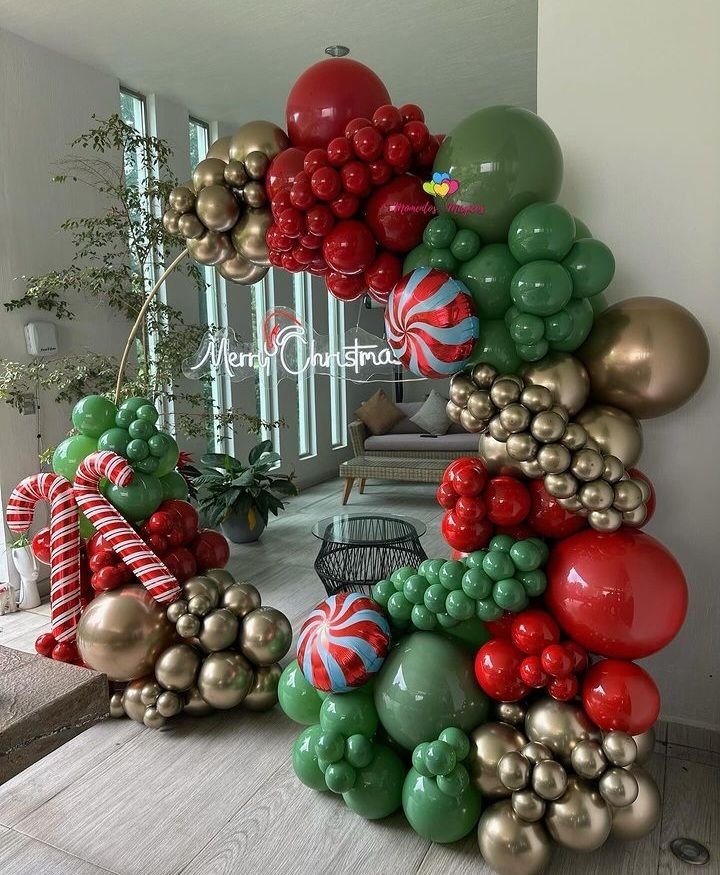 Arcos de navidad con globos