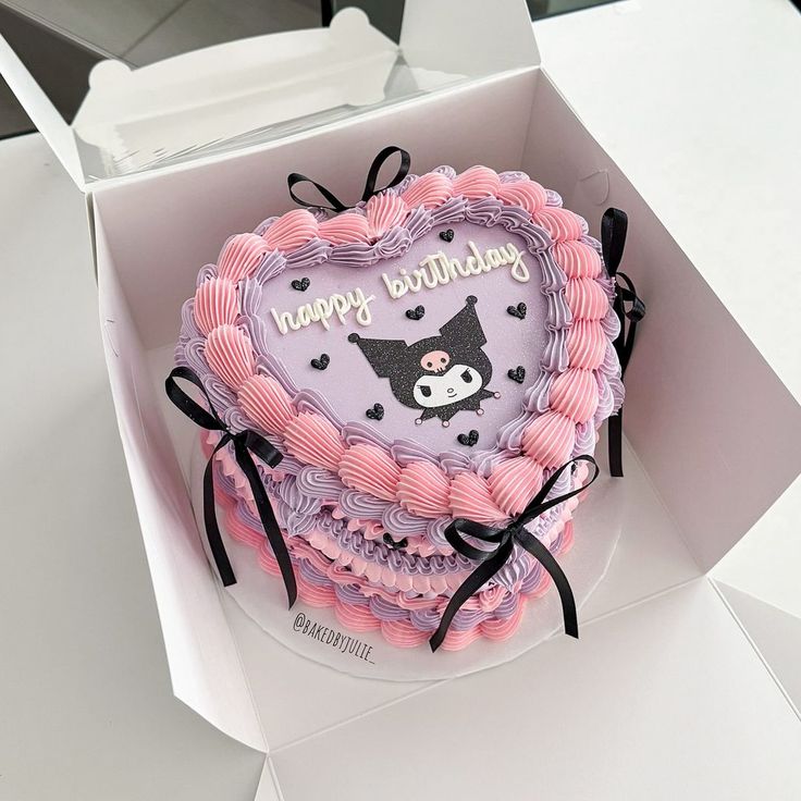 Pastel Kuromi cake aesthetic